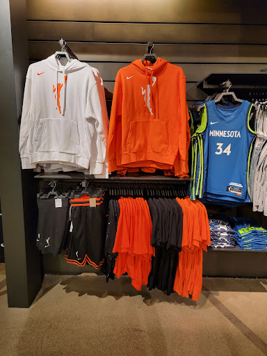 Clothing Store «Nike Mall of America», reviews and photos, 244 West Market, Bloomington, MN 55425, USA