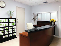 Shifeng Yan, AP, Ivy Acupuncture & Medicine Clinic - Photo 3 - Car repair in Miami, FL, Miami