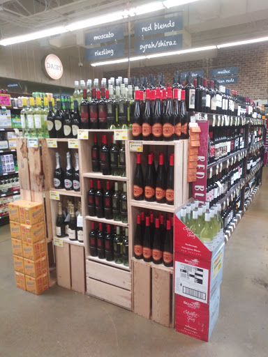 Grocery Store «Fresh Thyme Farmers Market- 86th Indianapolis IN», reviews and photos, 2342 W 86th St, Indianapolis, IN 46260, USA