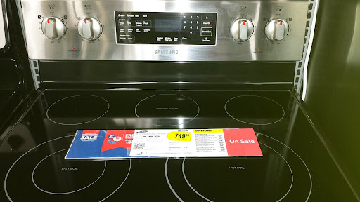 Electronics Store «Best Buy», reviews and photos, 1876 S Randall Rd, Geneva, IL 60134, USA