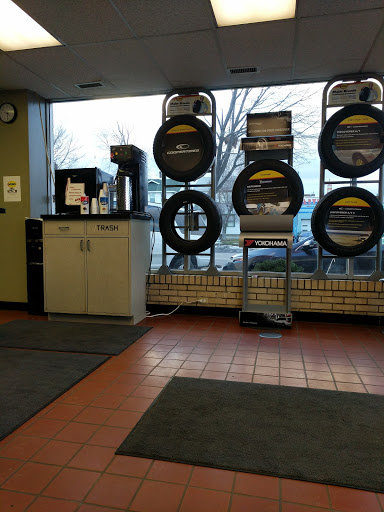 Car Repair and Maintenance «Midas», reviews and photos, 601 E Lake St, Minneapolis, MN 55407, USA