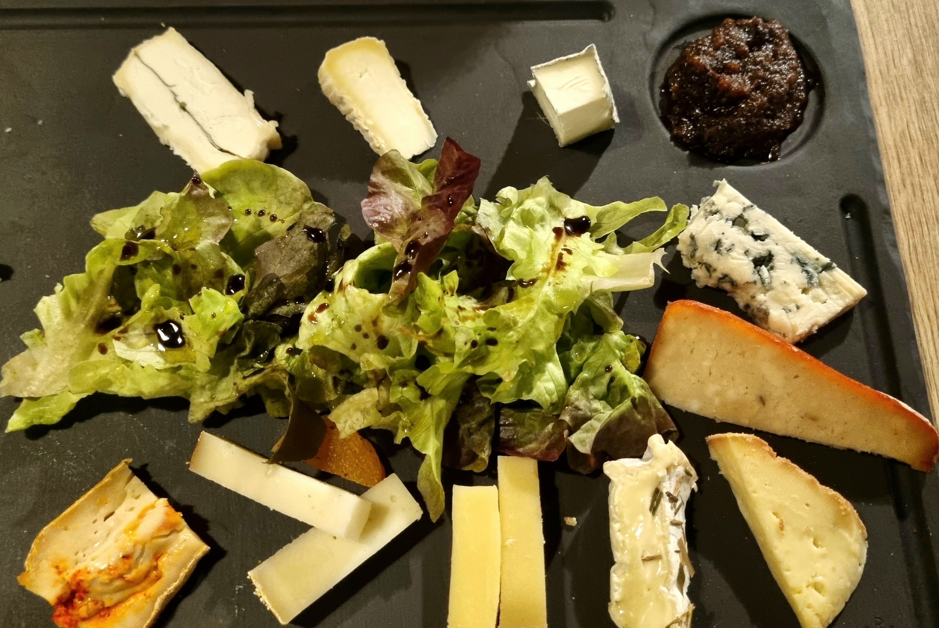 Photo n° 5 de l'avis de Zen8. fait le 23/04/2017 à 18:47