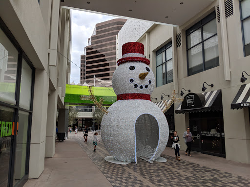 Shopping Mall «Arizona Center», reviews and photos, 400 E Van Buren St, Phoenix, AZ 85004, USA