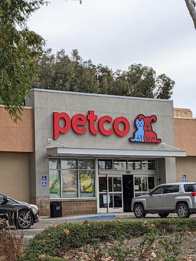 Pet Supply Store «Petco Animal Supplies», reviews and photos, 1142 Broadway, Chula Vista, CA 91911, USA