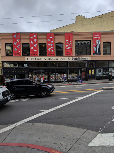 Book Store «City Lights Booksellers & Publishers», reviews and photos, 261 Columbus Ave, San Francisco, CA 94133, USA