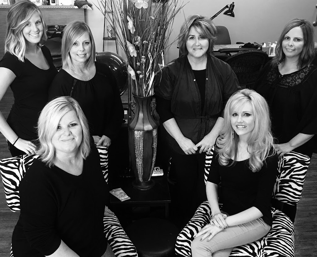 The Cut Up Salon 40065