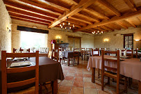 Atmosphère du Auberge d'Imbes - Restaurant Sarlat Lascaux à Archignac - n°1