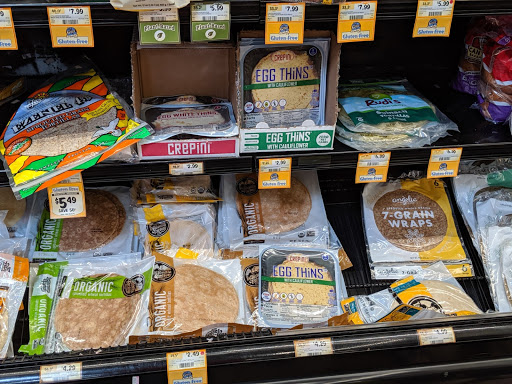 Health Food Store «Sprouts Farmers Market», reviews and photos, 7477 N Blackstone Ave, Fresno, CA 93720, USA