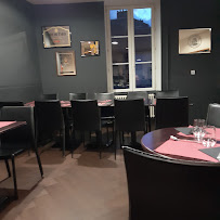 Atmosphère du Hôtel-Restaurant « Au Père Tranquille » Traiteur-Événementiel à Tinchebray-Bocage - n°8