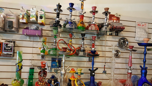 Tobacco Shop «Little Canada Smoke Shop & Specialties LLC», reviews and photos, 37 Little Canada Rd E, St Paul, MN 55117, USA