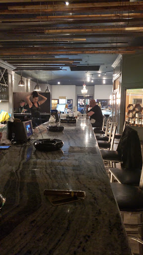 Cigar Shop «Executive Cigar Shop & Lounge», reviews and photos, 837 E New Haven Ave, Melbourne, FL 32901, USA