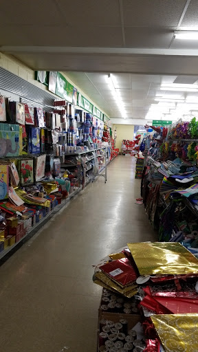 Dollar Store «Dollar Tree», reviews and photos, 520 County Line Rd, Kansas City, KS 66103, USA