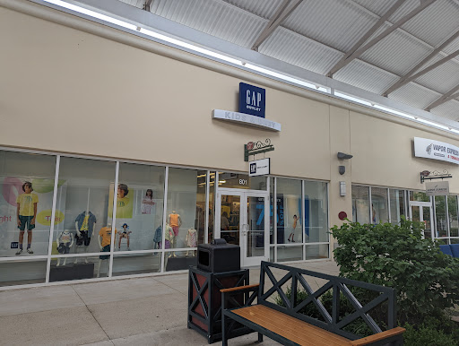 Clothing Store «Gap Outlet», reviews and photos, 18 West Lightcap Rd, Pottstown, PA 19464, USA