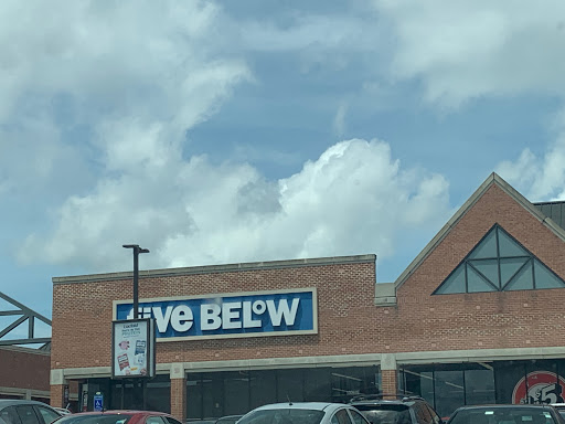 Variety Store «Five Below», reviews and photos, 13005 Lee Jackson Memorial Hwy, Fairfax, VA 22033, USA