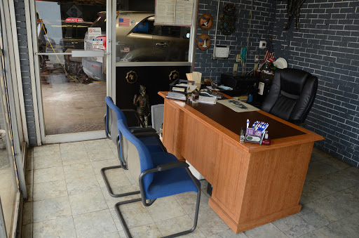 Used Car Dealer «Kings Kars», reviews and photos, 1204 Blairs Ferry Rd, Marion, IA 52302, USA