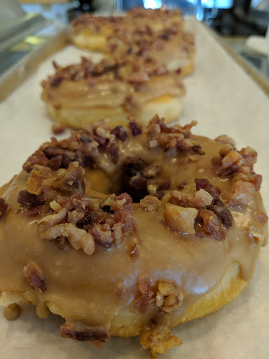 Donut Shop «Royal Donut Shop», reviews and photos, 236 Skyline Plaza, Daly City, CA 94015, USA