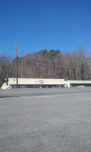 Grocery Store «Tryon IGA Supermarket», reviews and photos, 370 S Trade St, Tryon, NC 28782, USA