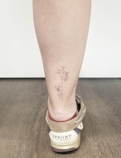 Find sunflower tattoo ideas for females for your next unique tattoo in Sunnyvale at Greego tattoo