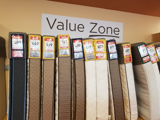 Shopping Mall «Glen Oaks Shopping Center», reviews and photos, 255th St, Glen Oaks, NY 11004, USA