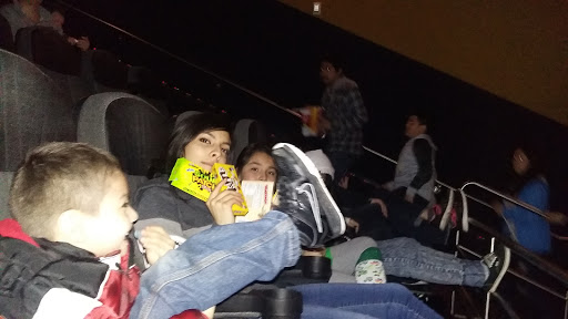 Movie Theater «Regal Cinemas Lancaster Mall 11», reviews and photos, 831 Lancaster Dr NE, Salem, OR 97301, USA