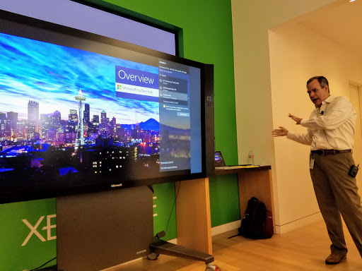 Computer Store «Microsoft Store - St. Johns Town Center», reviews and photos, 4791 River City Dr #113, Jacksonville, FL 32246, USA