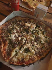 Plats et boissons du Pizzas à emporter Pizzeria Chez Silvio à Allos - n°1