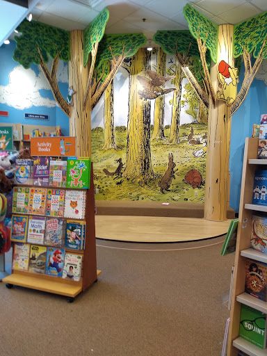 Book Store «Barnes & Noble», reviews and photos, 1163 Valley River Dr, Eugene, OR 97401, USA