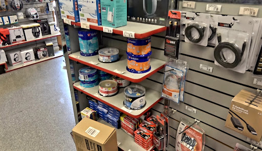 Electronics Store «RadioShack», reviews and photos, 331 E Main St, New Holland, PA 17557, USA