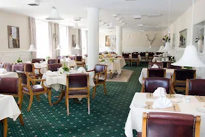 Restaurant Golf Hotel image