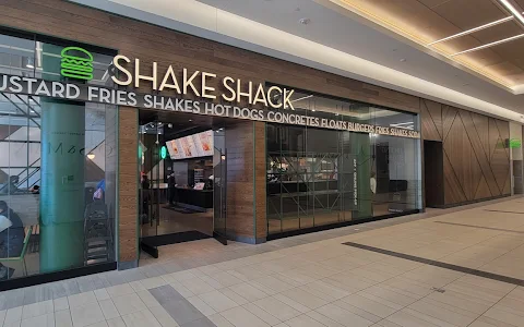 Shake Shack Burlington Mall image