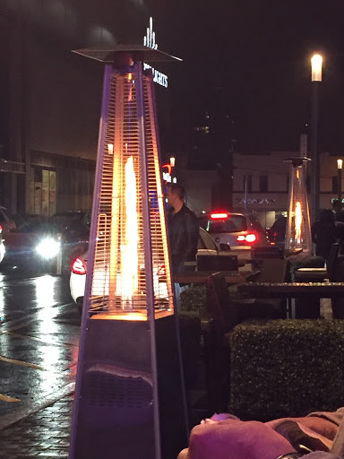 Movie Theater «iPic Theaters», reviews and photos, 2023 Hudson St, Fort Lee, NJ 07024, USA