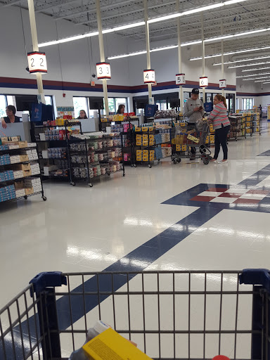 Grocery Store «Sharp Shopper Grocery Outlet», reviews and photos, 340 W Main St, Leola, PA 17540, USA