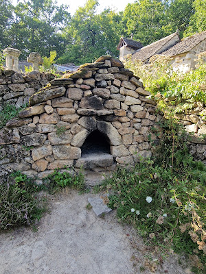 Les Fermes du Moyen Age de Xaintrie à Saint-Julien-aux-Bois