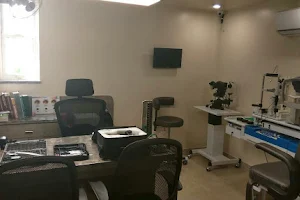 Vision 6 Advanced Eye Care Clinic image