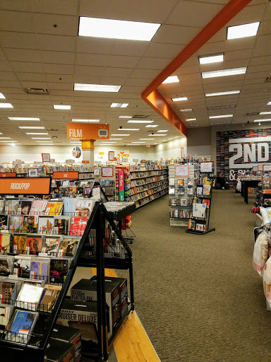 Used Book Store «2nd & Charles», reviews and photos, 2904 Prince William Pkwy, Woodbridge, VA 22192, USA