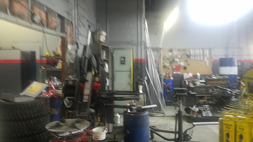 Auto Repair Shop «Meineke Car Care Center», reviews and photos, 36-14 Broadway, Fair Lawn, NJ 07410, USA