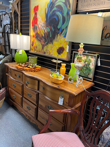 Furniture Store «Church Ladies Furniture Consignment», reviews and photos, 3570 Buford Hwy #204, Duluth, GA 30096, USA