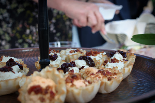 Caterer «Good Thyme Catering, Events & Lodging», reviews and photos, 77180 State Hwy 13, Washburn, WI 54891, USA