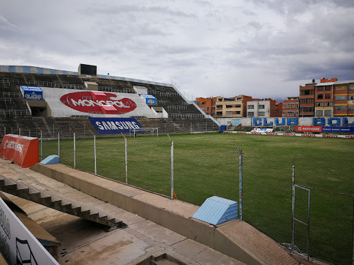 Campos de futbol publicos en La Paz