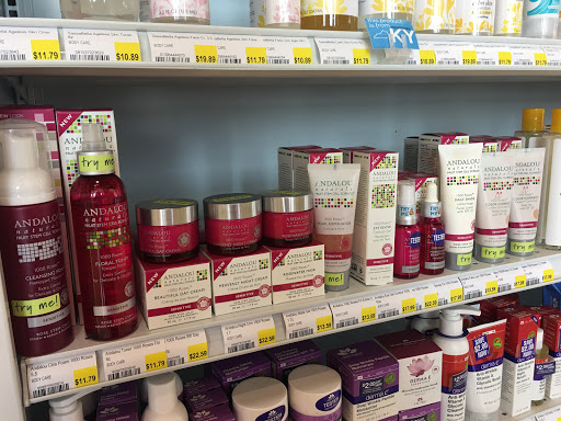 Health Food Store «Rainbow Blossom Wellness Center», reviews and photos, 3608 Springhurst Blvd, Louisville, KY 40241, USA