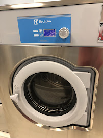 Laundry Express - Photo 6 - Car repair in Stamford, CT, Stamford