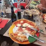 Photo n°1 de l'avis de angela.m fait le 19/08/2023 à 13:38 sur le  Pizzaioli Veraci Fuorigrotta à Naples