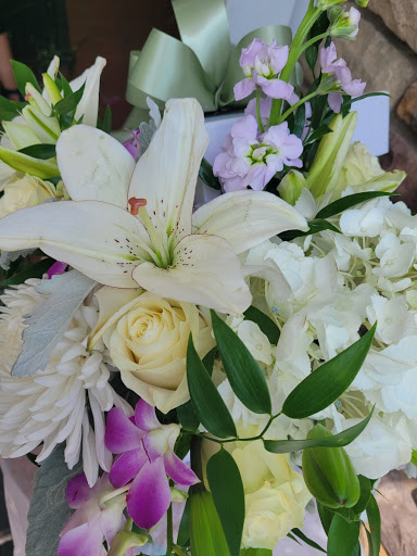 Florist «A Kitty & Family Florists», reviews and photos, 12 Eltingville Blvd, Staten Island, NY 10312, USA