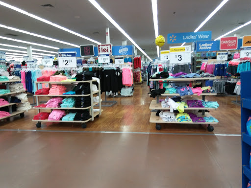 Department Store «Walmart Supercenter», reviews and photos, 5323 E Court St N, Burton, MI 48509, USA