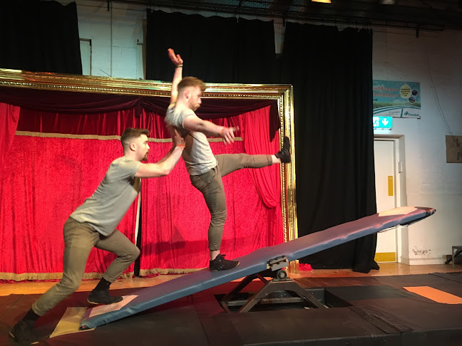 Comments and reviews of Belfast Community Circus School