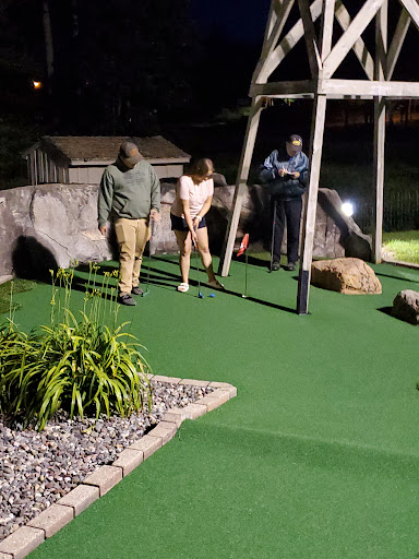 Miniature Golf Course «Settlers Mill Adventure Golf & Frozen Custard», reviews and photos, 7940 US-51, Minocqua, WI 54548, USA