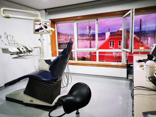 Clínica Dental Casal (Moaña) en Moaña, Pontevedra