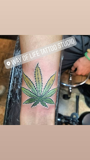 Explore tattoos ideas para hombres, creative tattoo ideas in Reading, available at Way Of Life Tattoo Studio