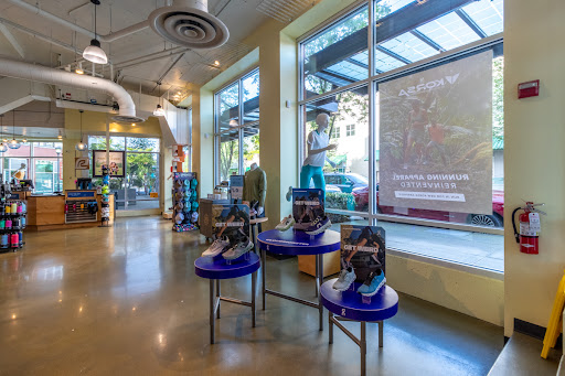 Running Store «Road Runner Sports», reviews and photos, 7020 Woodlawn Ave NE, Seattle, WA 98115, USA