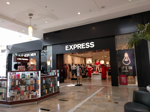 Shopping Mall «Westfield Broward», reviews and photos, 8000 W Broward Blvd, Plantation, FL 33388, USA
